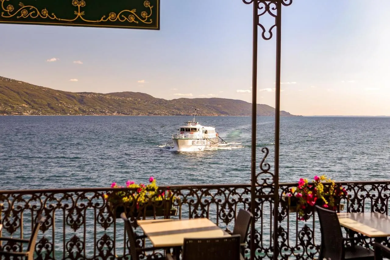 Hotel Garni Riviera Gargnano Italy